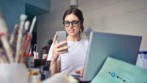 Virtuální realita s využitím 5G na základních školách ve Zlíně